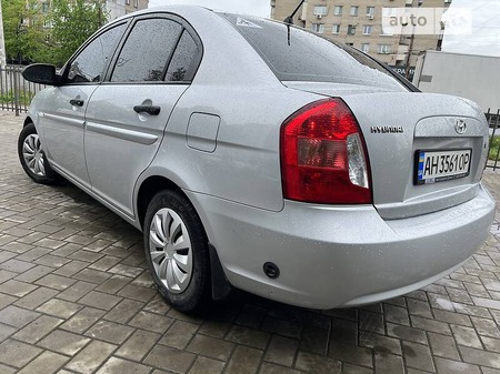Hyundai Accent 2007  випуску Дніпро з двигуном 0 л  седан автомат за 5700 долл. 