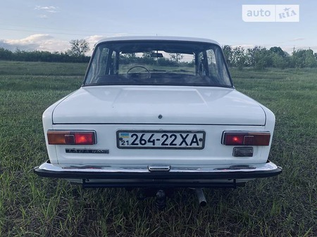 Lada 2101 1981  випуску Харків з двигуном 1.2 л  седан механіка за 1100 долл. 