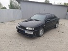 Nissan Primera 1992 Черновцы 1.6 л  седан механика к.п.