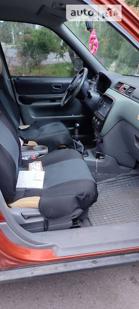 Honda CR-V 1998  випуску Полтава з двигуном 2 л  позашляховик механіка за 5200 долл. 