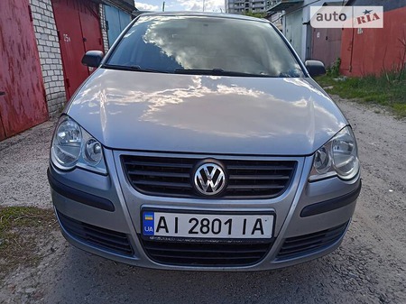 Volkswagen Polo 2007  випуску Київ з двигуном 1.4 л  хэтчбек механіка за 4800 долл. 