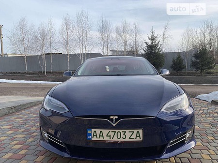Tesla S 2017  випуску Кропивницький з двигуном 0 л  хэтчбек  за 57000 долл. 