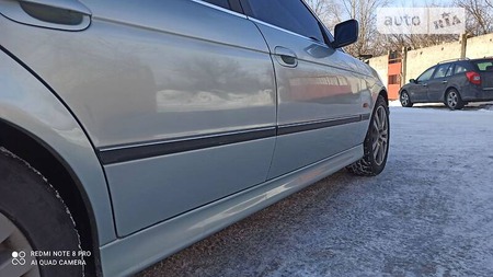 BMW 520 1998  випуску Чернігів з двигуном 2 л бензин седан механіка за 4200 долл. 