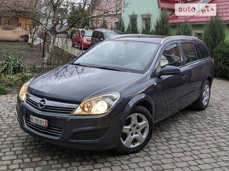 Opel Astra 2008  випуску Рівне з двигуном 1.6 л бензин універсал механіка за 4999 долл. 