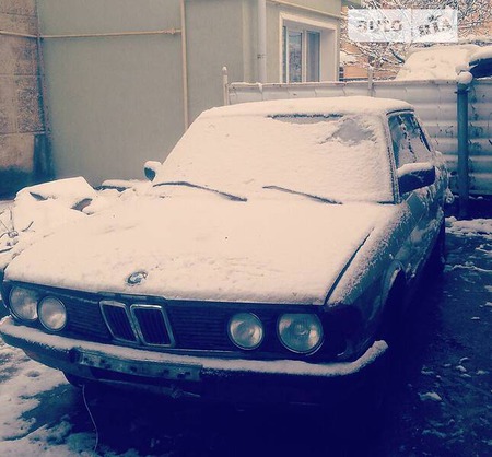 BMW 518 1982  випуску Львів з двигуном 1.8 л бензин седан механіка за 1150 долл. 