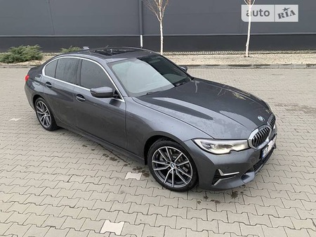 BMW 330 2020  випуску Київ з двигуном 2 л бензин седан автомат за 36888 долл. 