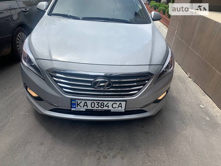 Hyundai Sonata 2016  випуску Київ з двигуном 2 л газ седан автомат за 7950 долл. 