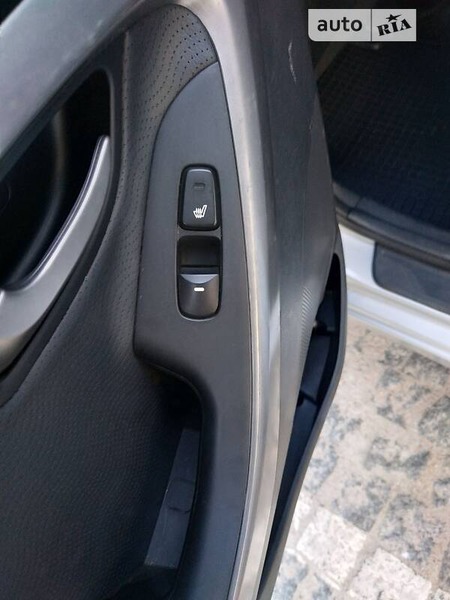 Hyundai Elantra 2012  випуску Одеса з двигуном 1.8 л  седан автомат за 7800 долл. 
