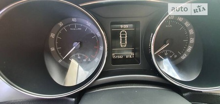 Skoda Superb 2012  випуску Черкаси з двигуном 1.8 л бензин седан механіка за 10800 долл. 