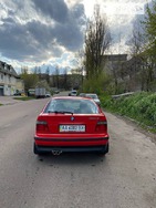 BMW 318 1998 Киев 1.9 л  хэтчбек механика к.п.