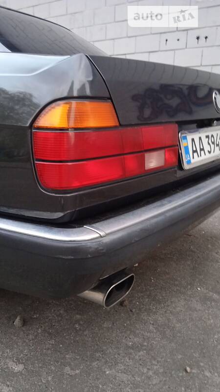 BMW 730 1993  випуску Київ з двигуном 3 л  седан механіка за 2500 долл. 