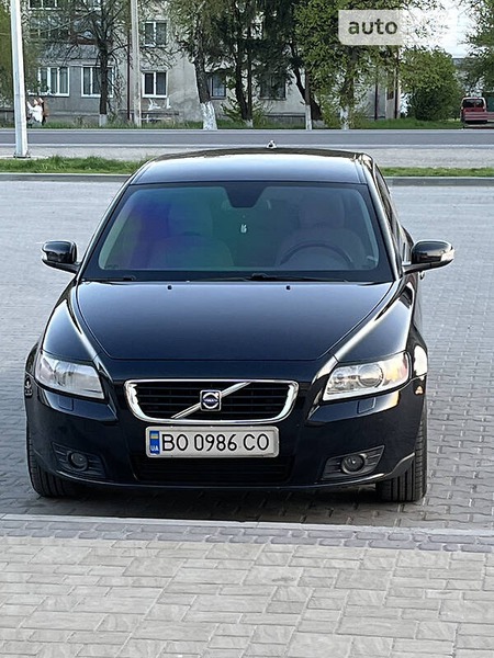 Volvo V50 2008  випуску Тернопіль з двигуном 2 л дизель універсал автомат за 7500 долл. 