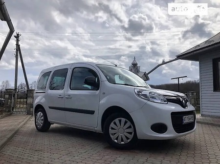 Renault Kangoo 2017  випуску Івано-Франківськ з двигуном 1.5 л  мінівен механіка за 10450 долл. 