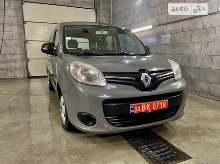 Renault Kangoo 2013  випуску Дніпро з двигуном 1.5 л дизель мінівен механіка за 10200 долл. 