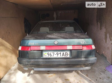 Alfa Romeo 164 1991  випуску Дніпро з двигуном 3 л бензин седан механіка за 1500 долл. 