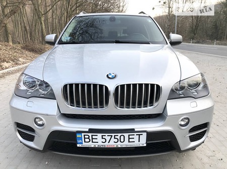 BMW X5 2013  випуску Тернопіль з двигуном 3 л дизель позашляховик автомат за 22500 долл. 