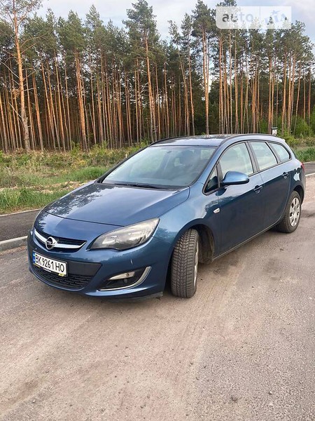 Opel Astra 2012  випуску Рівне з двигуном 0 л дизель універсал механіка за 6500 долл. 