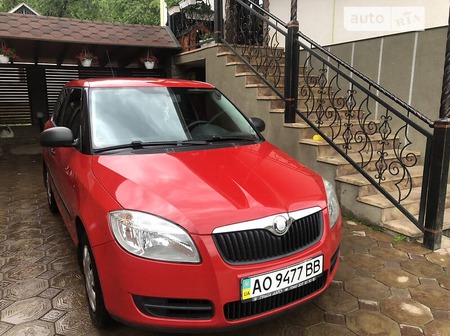 Skoda Fabia 2008  випуску Ужгород з двигуном 1.2 л бензин хэтчбек механіка за 4350 долл. 