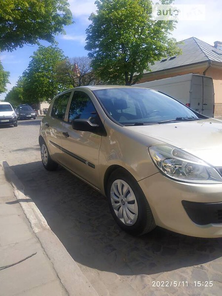 Renault Clio 2007  випуску Тернопіль з двигуном 1.2 л бензин хэтчбек автомат за 5100 долл. 