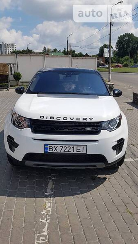 Land Rover Discovery Sport 2016  випуску Хмельницький з двигуном 2 л бензин позашляховик автомат за 25500 долл. 