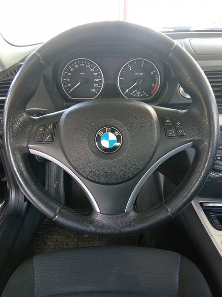 BMW 118 2011  випуску Львів з двигуном 0 л дизель хэтчбек автомат за 9500 долл. 