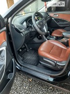 Hyundai Santa Fe 2012 Ужгород 2.2 л  внедорожник автомат к.п.