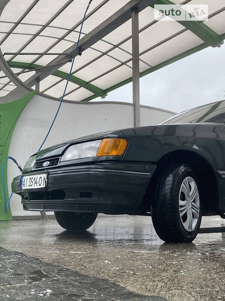 Ford Scorpio 1990  випуску Київ з двигуном 2 л бензин хэтчбек механіка за 1400 долл. 