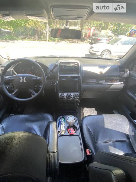 Honda CR-V 2005  випуску Чернівці з двигуном 0 л  позашляховик автомат за 8300 долл. 