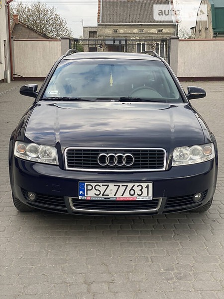 Audi A4 Limousine 2003  випуску Львів з двигуном 2 л  універсал автомат за 3499 долл. 