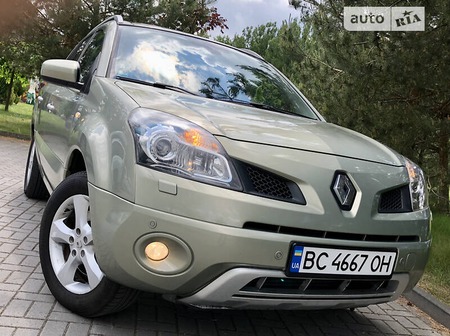 Renault Koleos 2009  випуску Львів з двигуном 2 л дизель позашляховик механіка за 8870 долл. 