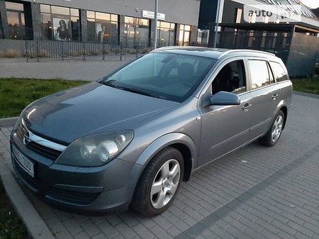 Opel Astra 2004  випуску Ужгород з двигуном 1.4 л бензин універсал механіка за 5500 долл. 