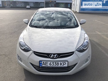 Hyundai Elantra 2012  випуску Полтава з двигуном 1.8 л  седан автомат за 8300 долл. 