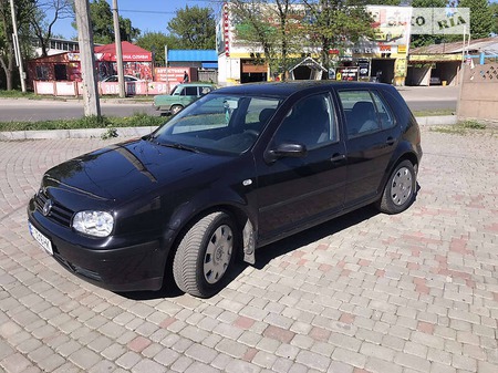 Volkswagen Golf 2002  випуску Харків з двигуном 1.4 л бензин хэтчбек механіка за 4600 долл. 