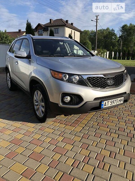 KIA Sorento 2010  випуску Івано-Франківськ з двигуном 2.2 л дизель позашляховик автомат за 11950 долл. 