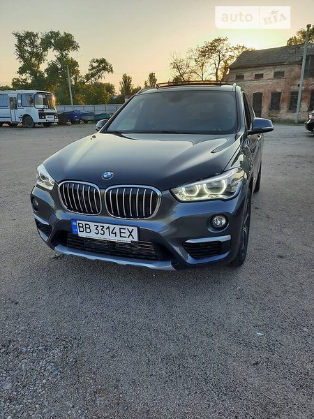 BMW X1 2015  випуску Київ з двигуном 0 л бензин позашляховик автомат за 20500 долл. 