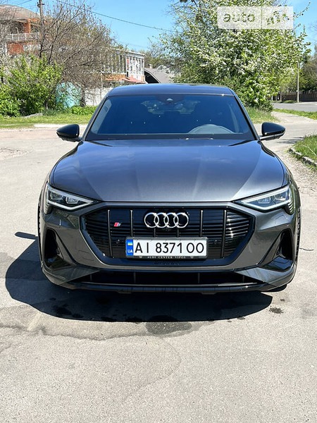 Audi A1 2021  випуску Київ з двигуном 0 л електро хэтчбек автомат за 117000 долл. 