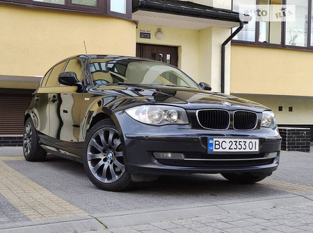 BMW 118 2010  випуску Львів з двигуном 2 л дизель хэтчбек автомат за 8700 долл. 