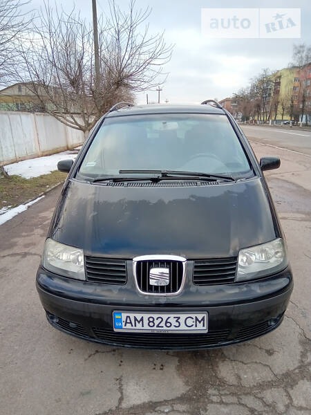 Seat Alhambra 2001  випуску Житомир з двигуном 1.9 л дизель мінівен автомат за 4000 долл. 