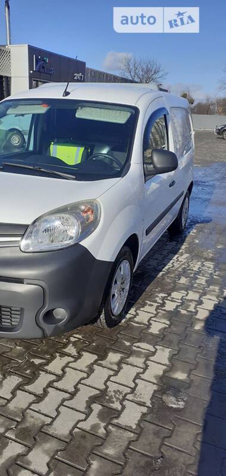 Renault Kangoo 2014  випуску Львів з двигуном 0 л  мінівен  за 6900 долл. 