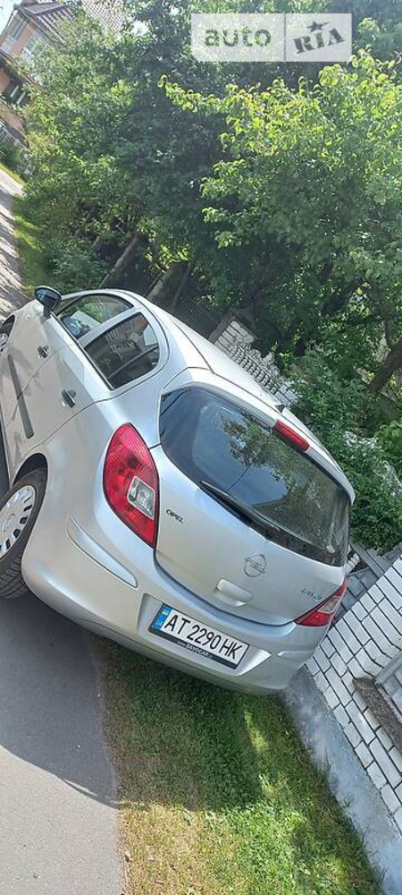 Opel Corsa 2007  випуску Івано-Франківськ з двигуном 1.2 л бензин хэтчбек механіка за 3500 долл. 