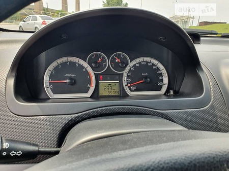 Chevrolet Aveo 2011  випуску Дніпро з двигуном 1.5 л бензин хэтчбек автомат за 6000 долл. 