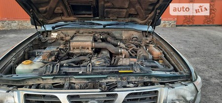 Nissan Patrol 1998  випуску Хмельницький з двигуном 2.8 л дизель позашляховик механіка за 10500 долл. 