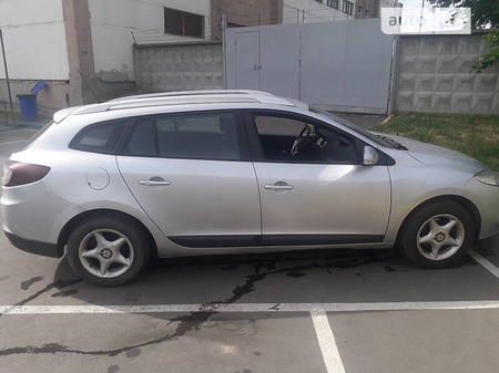 Renault Megane 2012  випуску Київ з двигуном 1.5 л дизель універсал механіка за 8000 долл. 