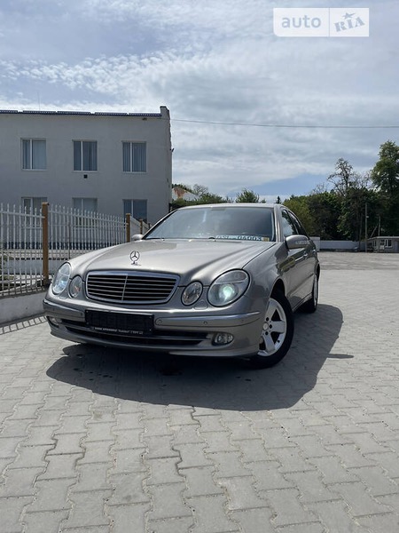 Mercedes-Benz E 280 2005  випуску Тернопіль з двигуном 3 л дизель седан механіка за 8099 долл. 