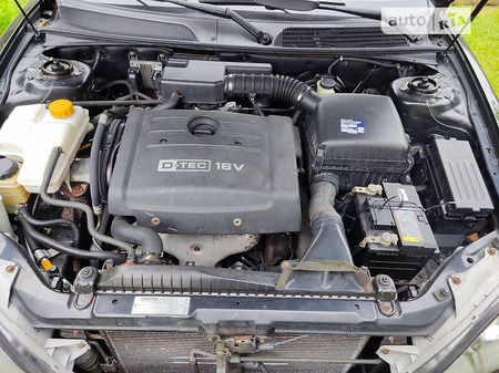 Chevrolet Evanda 2006  випуску Чернівці з двигуном 2 л бензин седан автомат за 4100 долл. 