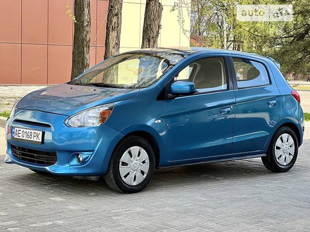 Mitsubishi Mirage 2015  випуску Дніпро з двигуном 1.2 л бензин хэтчбек автомат за 6350 долл. 