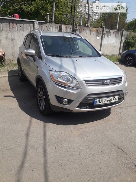 Ford Kuga 2012  випуску Київ з двигуном 0 л дизель позашляховик механіка за 12200 долл. 