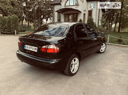 Daewoo Lanos 2008  випуску Київ з двигуном 0 л бензин седан механіка за 2999 долл. 