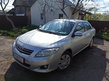 Toyota Corolla 2006  випуску Харків з двигуном 1.6 л  седан механіка за 7800 долл. 