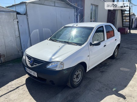 Dacia Logan 2006  випуску Київ з двигуном 1.4 л  седан механіка за 1950 долл. 